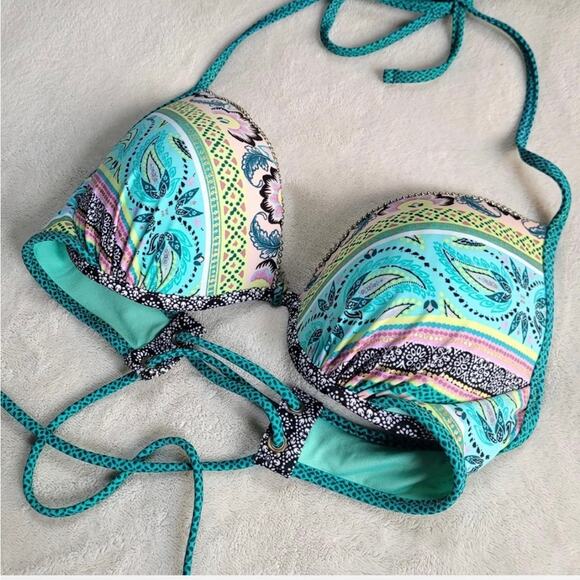 Shade & Shore Other - Shade & Shore Light Lift Lace Up Bikini Top Green Size 34B NWOT